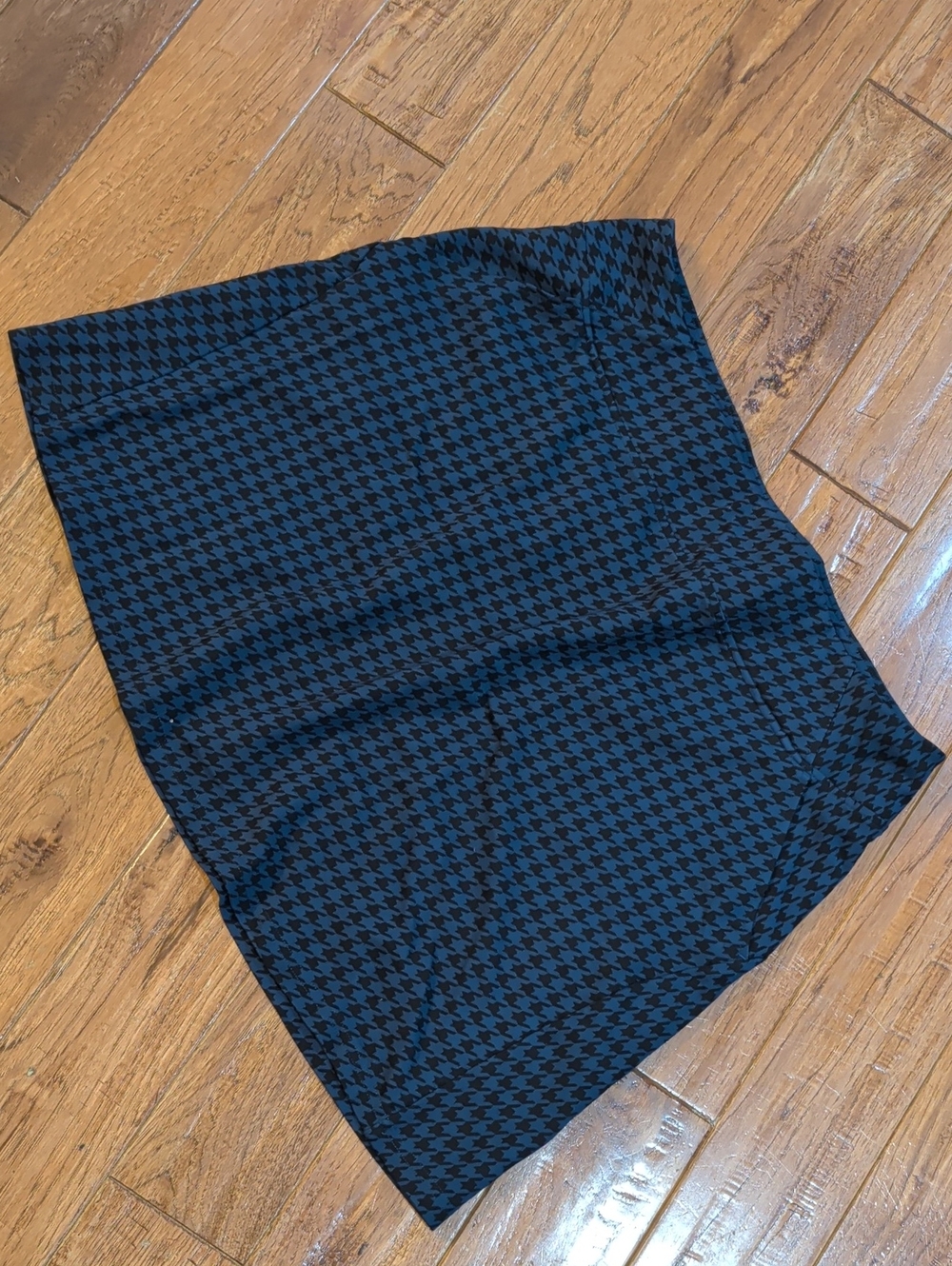 Title Nine Passport Ponte Black and Blue Houndstooth Mini Skirt